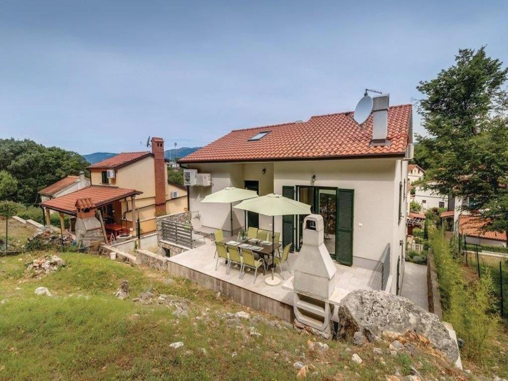 Apartments Grzic Porozina Экстерьер фото