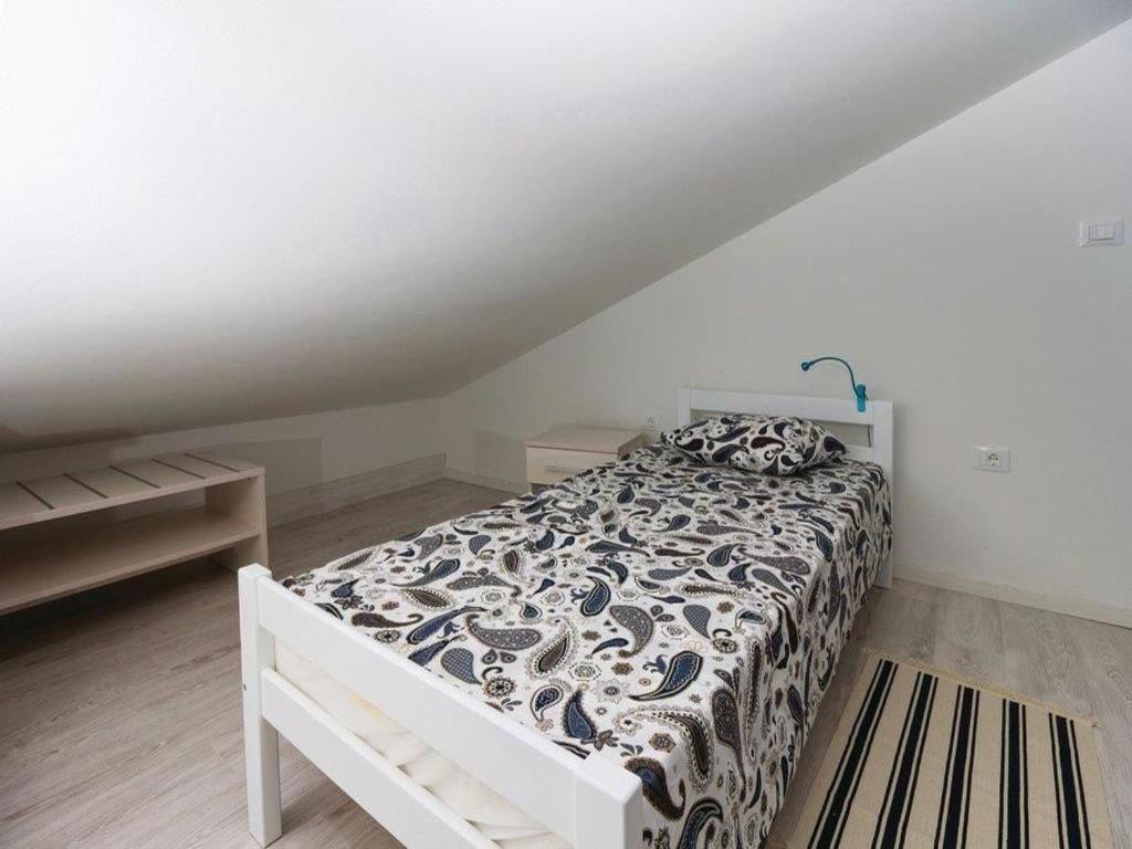 Apartments Grzic Porozina Экстерьер фото