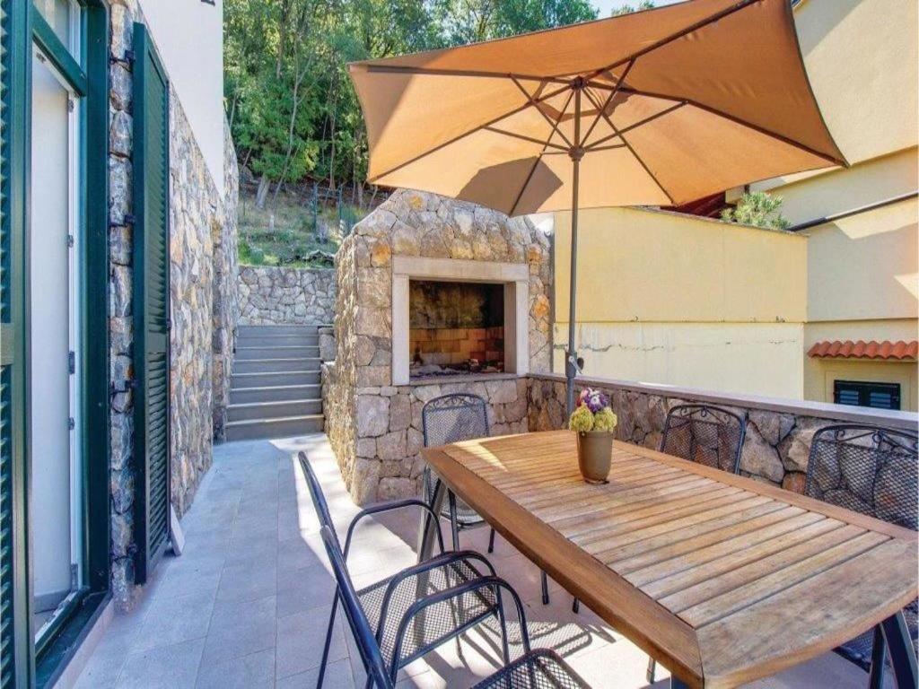 Apartments Grzic Porozina Экстерьер фото