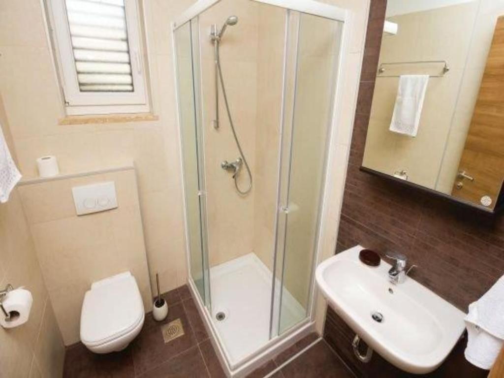 Apartments Grzic Porozina Экстерьер фото